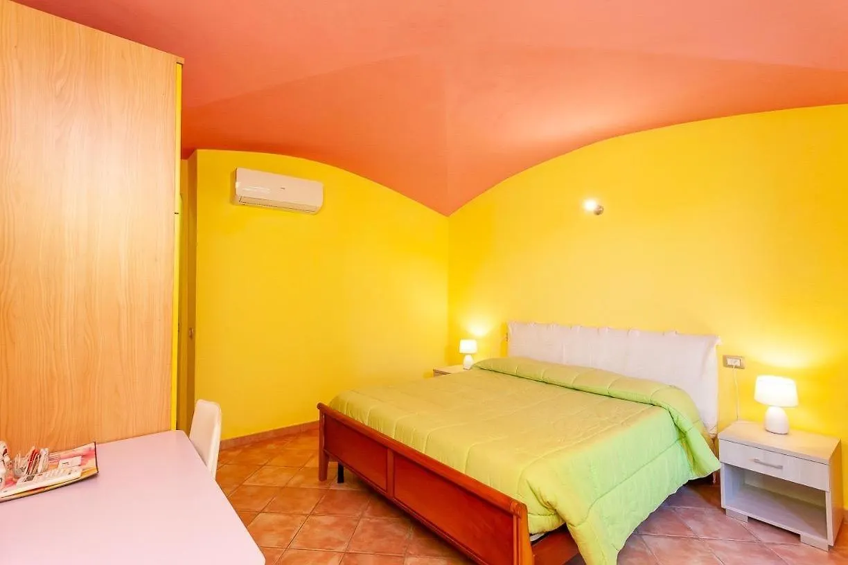 B&B Pettirosso Garden San Teodoro  Bed & Breakfast San Teodoro (Sardinia)