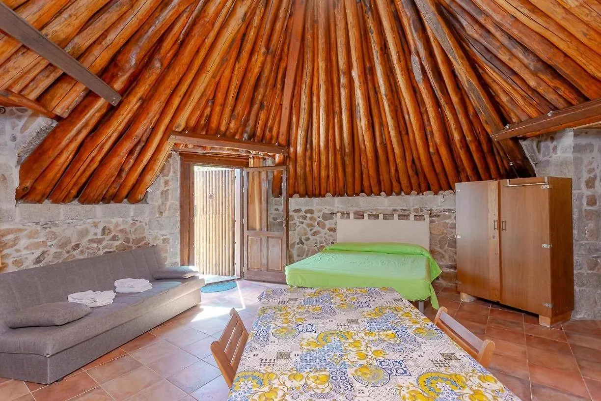 B&B Pettirosso Garden San Teodoro
