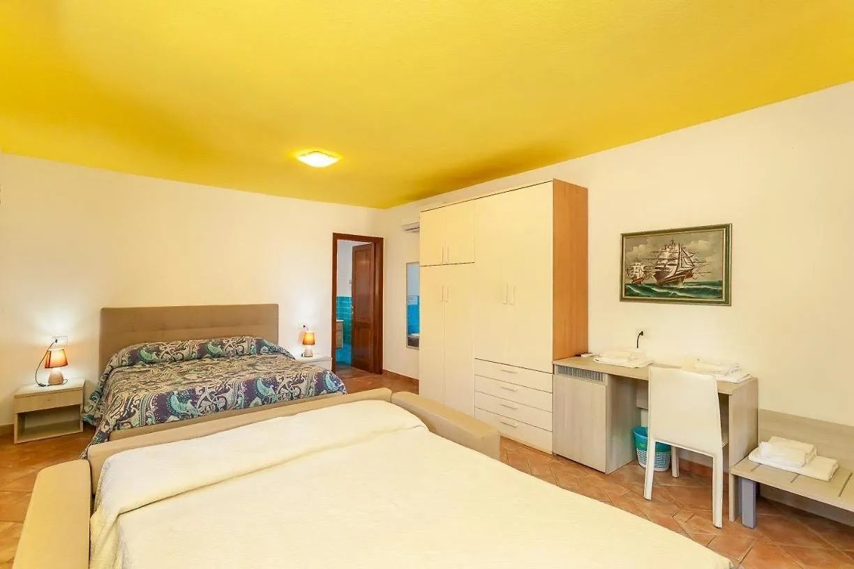 B&B Pettirosso Garden San Teodoro  0*, San Teodoro (Sardinia)